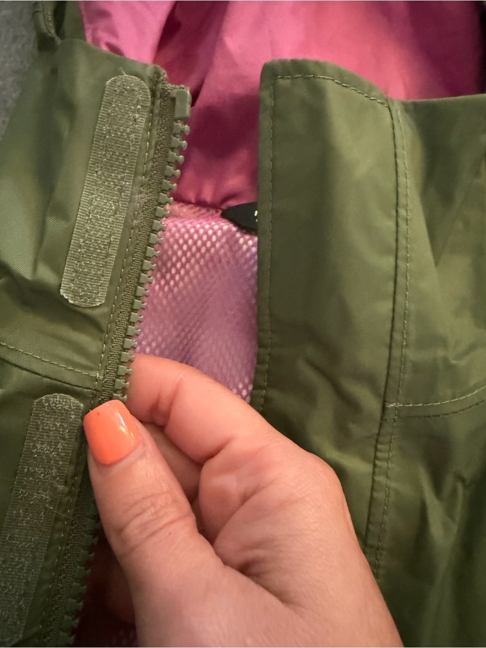 The North Face Olive Green Kids' Raincoat with Pink Lining - Picture 4 of 10